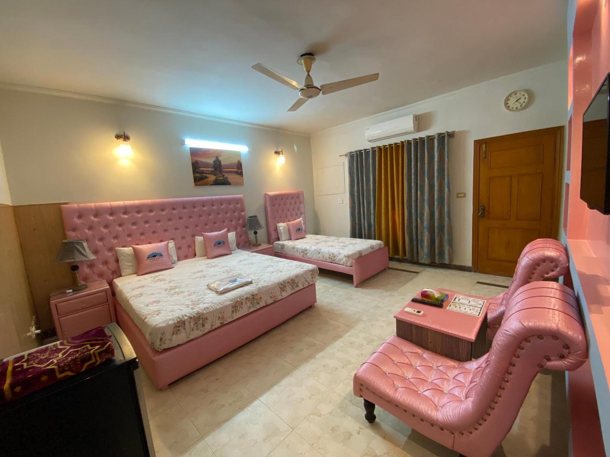 Fusion Lodge Islamabad Exterior photo